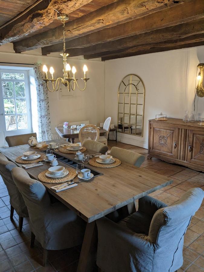 Sous Le Chateau Jumilhac-le-Grand Exterior photo