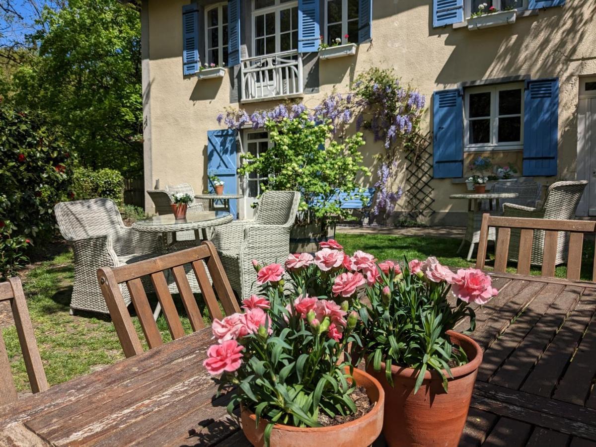 Sous Le Chateau Jumilhac-le-Grand Exterior photo